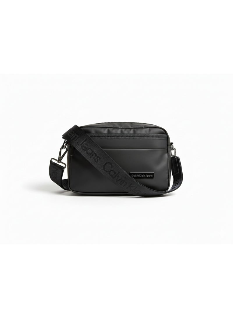 Calvin Klein Jeans Matte Tech Camera Bag – Sleek Black - Image 1